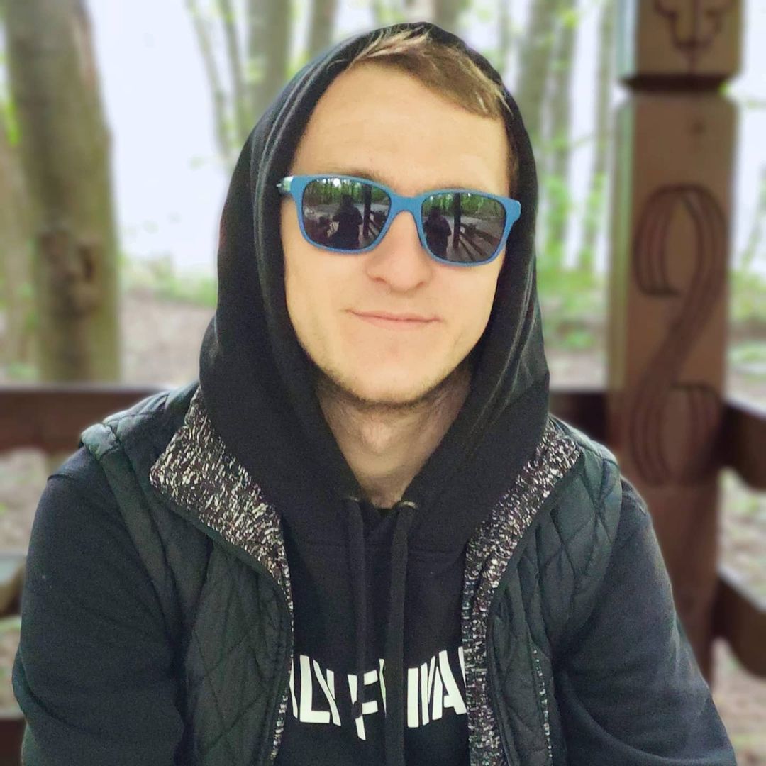 _alex.lubshev20_ в LOOKY — Где умирает надежда, там возникает пустота.

Леонардо да Вин