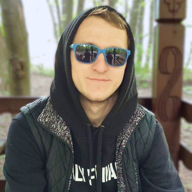 _alex.lubshev20_ в LOOKY. . Где умирает надежда,...