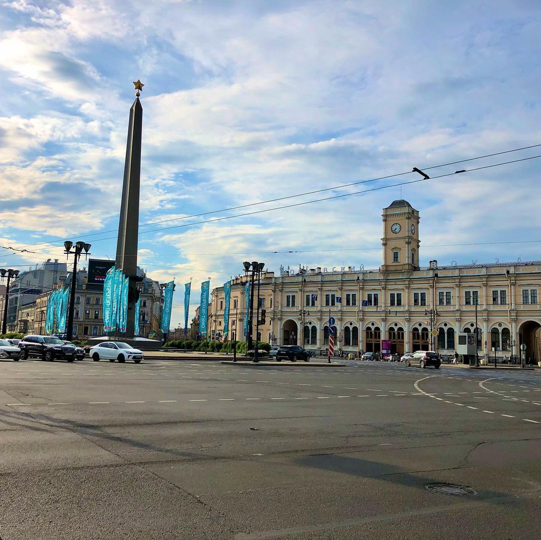 Прогулка по утреннему Питеру после шикарной ночи на Трансмиссии #трансмиссия