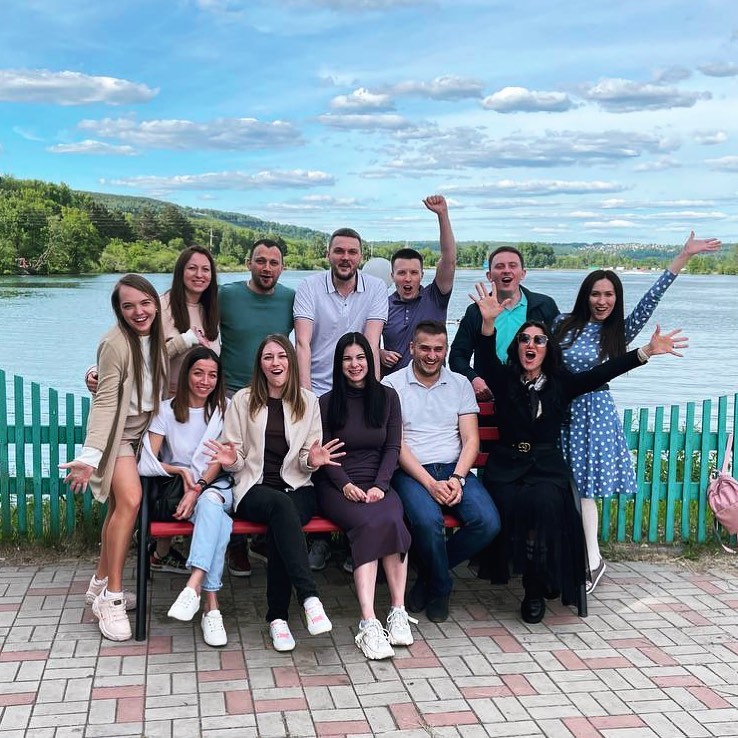 Взяли и собрались, красавчики 💙 Э-061 спустя 10 лет)
В сторис старые фотки)