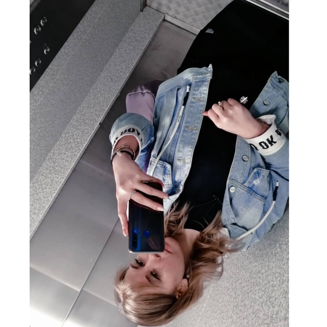 natalja.roenko07 в LOOKY — Воспоминания - чертовски тяжёлый багаж.🖤