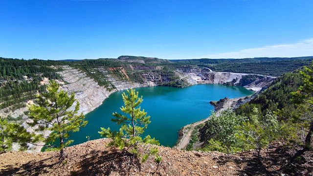 aliveman в LOOKY. . null