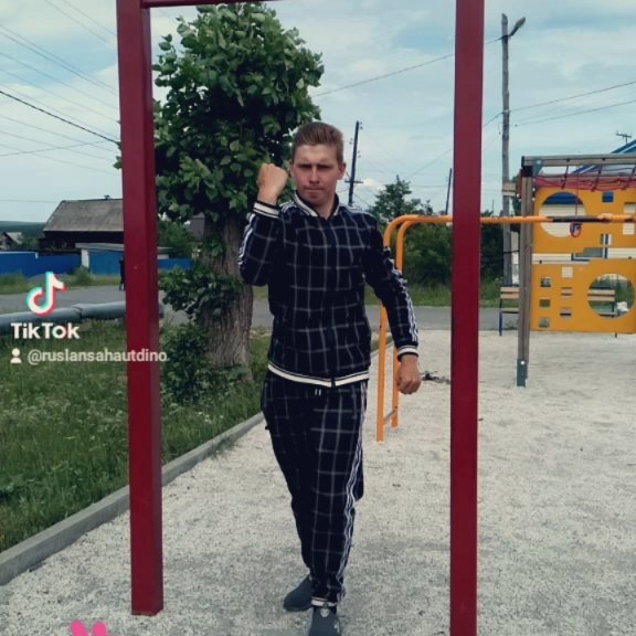 rusla_nsakhautdinov в LOOKY. . Тренеровки трюки бру...