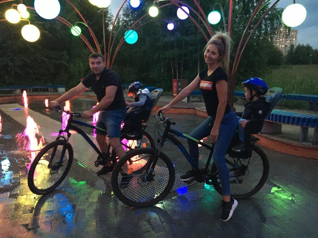 dinarhic in LOOKY. . Вечер на спорте 🚴‍♀...