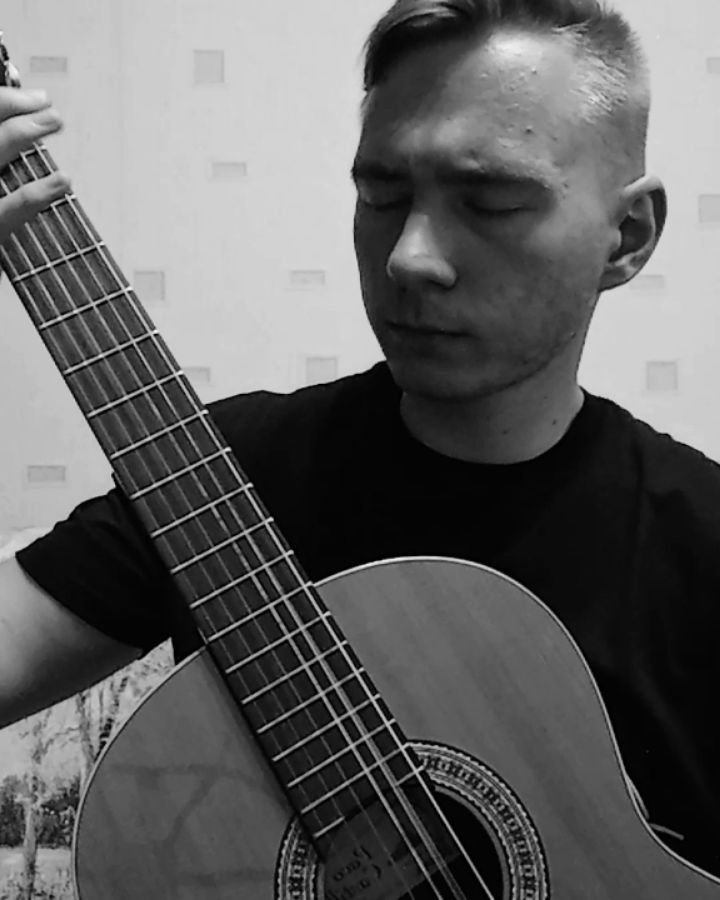 vladimir_ignatov в LOOKY. #music,#musiciant,#гитара,#гитарист,#музыка,#guitarplayer,#guitarsecret,#guitarist,#guitar,#guitars,#guitarcover,#guitarsolo,#guitarras,#guitarra,#чб. Импровизация 
#music...