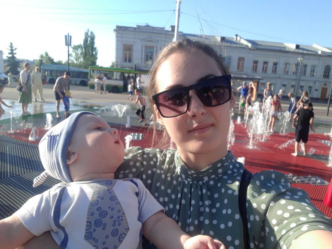 FAMILY ❤

Очень сильное слово! В ней столько стойкости, любви, силы, поддержки и надежды! 

Знаете у Веры Брежневой есть песня, где поётся: "Все мы по сути как не крути близкие люди, близкие люди мы!" 

И я с этим согласна😊

Что это слово означает для меня? 
1) Моя семья: мой муж и два моих сыночка❤!
2) Моя семья: это мои родители, тётя, бабушка, братья и сестры🥰.
3) Моя семья: это церковь, когда ты приходишь туда понимаешь, что они все духовно твои братья и сестры😊.
4) Family: так называется моя команда🔥

Как вам бизнес с названием Family? 

#FAMILY #семья💞  #владимир #москва #иркутск #ярославль #бизнесдома