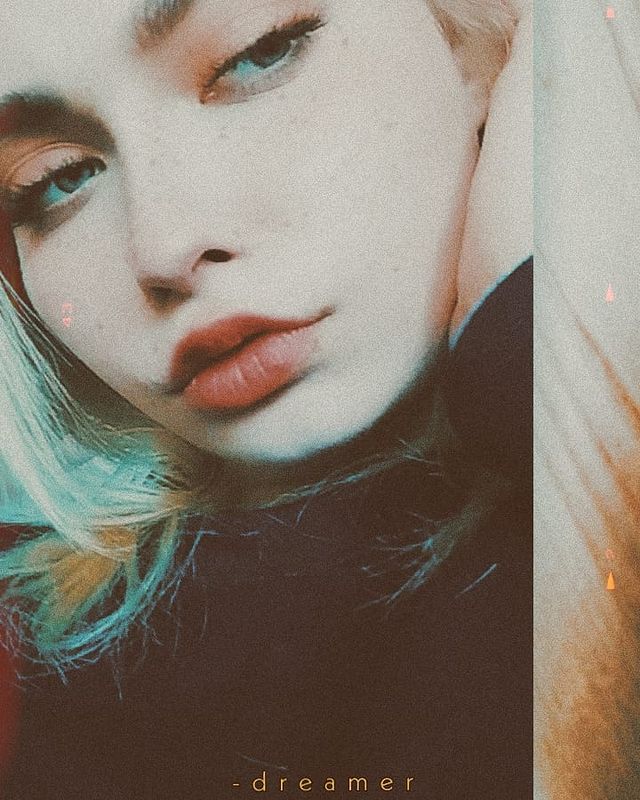 shtyk.ss в LOOKY. #likes,#love,#followｍe,#foto,#instamoment. я немнoгo стрaннaя. ...