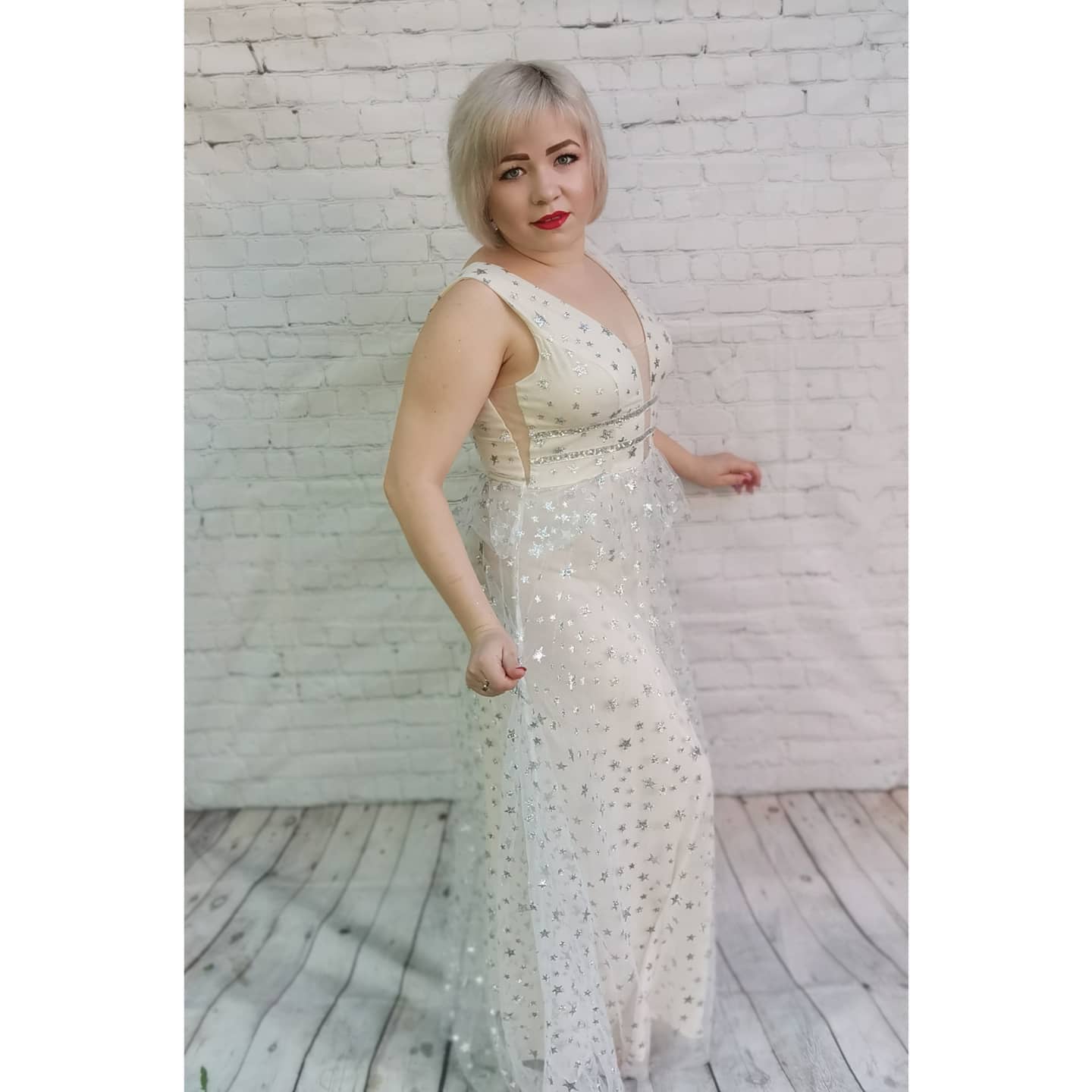zefirochka_9 в LOOKY. #EVERPRETTY,#alieхрress,#alieхрressblogger,#myоtzyv,#rеvievv,#zefirochka_9,#blondy,#blondie,#стиль,#красота,#пышкапозинг,#мода,#girls,#girl,#pink,#style,#moda,#honor20pro,#honor,#reviewnеw,#marykay,#mk,#розовыйменяетмир,#позинг,#nеwроst,#джинсы,#зима,#тепло,#black. Невероятно краси
Нев...
