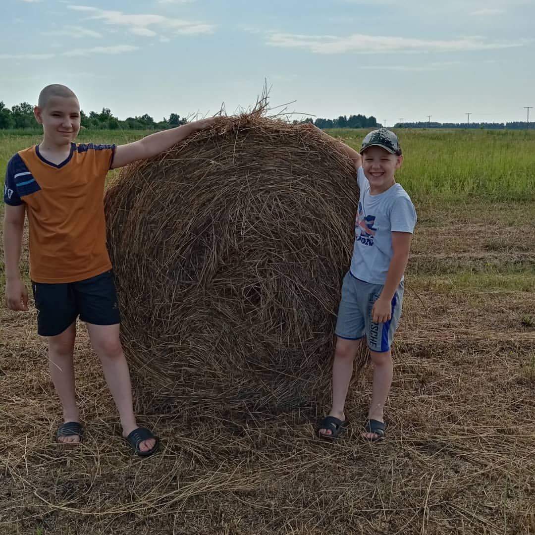 Хорошо в деревне у бабули.