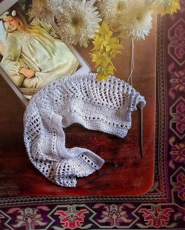 knit_and_art в LOOKY. #вязание,#knit,#knitting,#vintageknitting,#knitting_inspiration,#knitstagram,#instaknitters,#knittersofinstagram,#knityourstyle,#knityourdreams,#homemadewardrobe,#slowfashion,#knittingiscool,#вяжутнетолькобабушки,#ручнаяработа,#винтажныйстиль,#вязаныевещи. Рукава пошли, ура! �...
