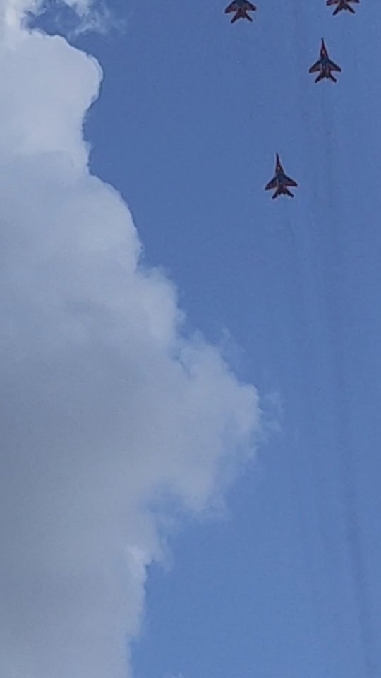 stas.nvkz в LOOKY. #авиация,#стрижи,#агвпстрижи,#миг29,#mig29,#jets,#aviation,#вксроссии,#авиашоу,#airshow,#300леткузбассу. @agvp_strizhy 

#ави...