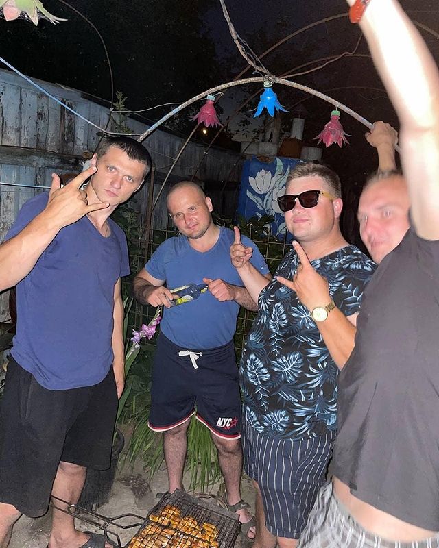 Станислав в LOOKY. #фанатШашлыка#друзья#гомель#семья#шашлык#отдых#мясо#беларусь#туса#жара#отдых#лето#парим#жарим#курица#2021#кастер#83. Собрались, разобрали...