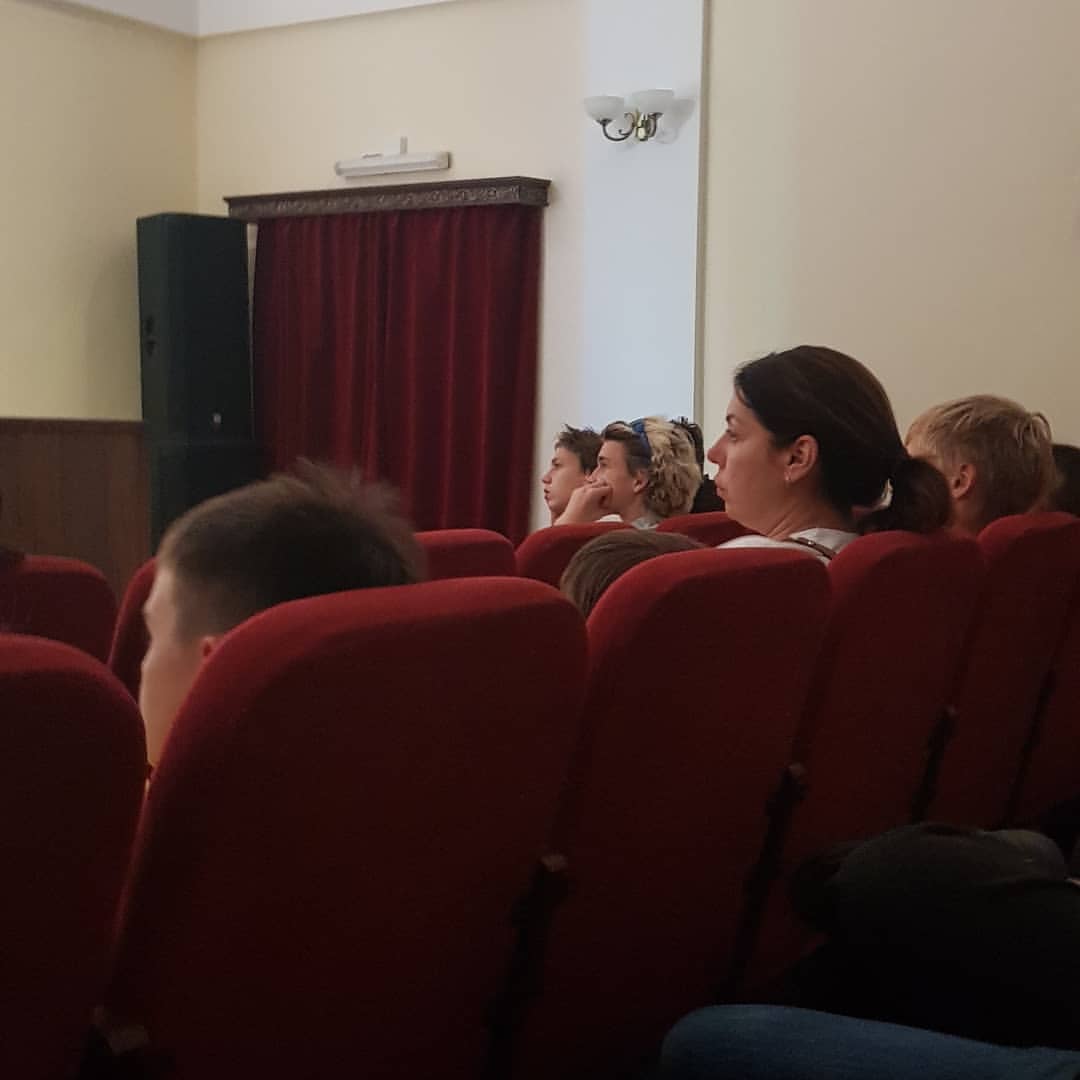 arinaaa_gamer in LOOKY. . Тут немного не то в ...