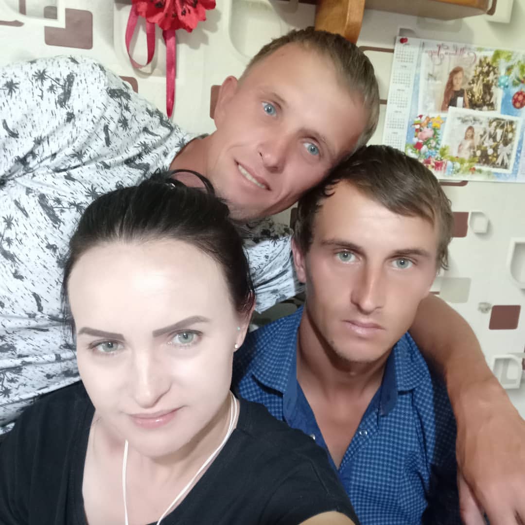 el.4811 in LOOKY. . Братишки 🤗