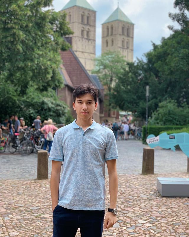 1rakhimov в LOOKY. . Münster🇩🇪
