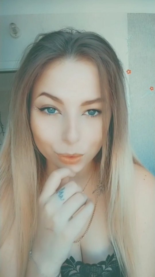 _mis_malyshka_ в LOOKY. . null