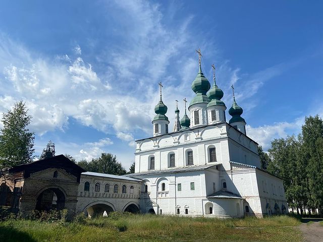 alex.post.travel в LOOKY. #великийустюг,#velikiyustug,#православие,#историярелигии,#мотопутешествие,#mototravel,#vfr800. Михайло-Архангельски...