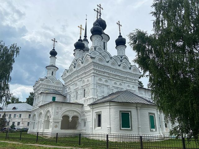 alex.post.travel в LOOKY. #великийустюг,#velikiyustug,#православие,#историярелигии,#мотопутешествие,#mototravel,#vfr800. Церковь Вознесения Г...