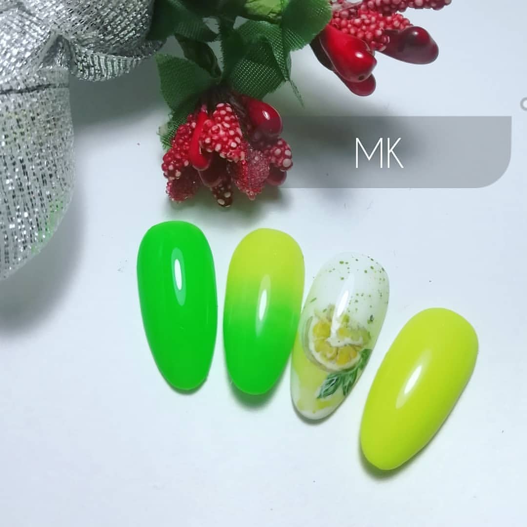 viktorija.nail in LOOKY. . МК Лимончики🍋🍋🍋

...