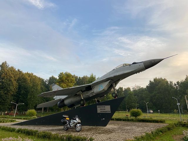 alex.post.travel в LOOKY. #миг29,#mig29,#ашукино,#ashukino,#памятникавиации,#мотопутешествие,#mototravel,#vfr800. Памятник МиГ-29 в по...