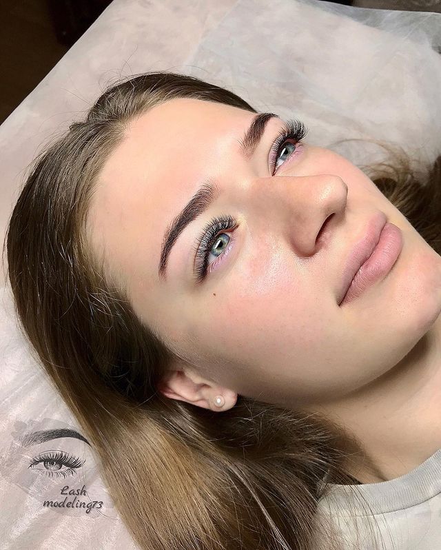 Наращивание ресниц, оформление бровей Ульяновск в LOOKY. . Вот такая нежность �...
