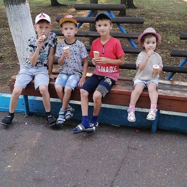 latyp_1987_te9ps1k в LOOKY. . Будем петь голосами ...