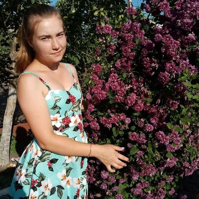 liudmilavt25 в LOOKY. . С Днём рождения, доч...
