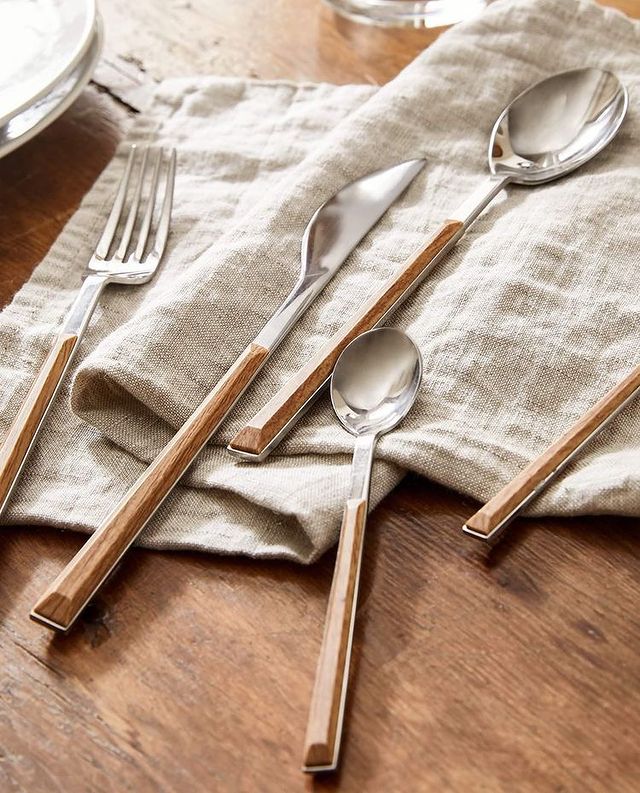 marketplace_forhome в LOOKY. #хочумогу,#алиэкспрессдлядома,#покупкинаалиэкспресс,#алиэкспресспокупки,#алиэкспрес,#алиэкспрессскидки,#интерьералиэкспресс,#корзинадлябелья,#корзинадлямелочей,#ночникалиэкспресс,#алиэкспрессночник,#ночникдлякомнаты,#хочумогуzarahome,#zarahome,#столовыеприборы,#столовыеприборыкупить. ​Те самые столовые п...