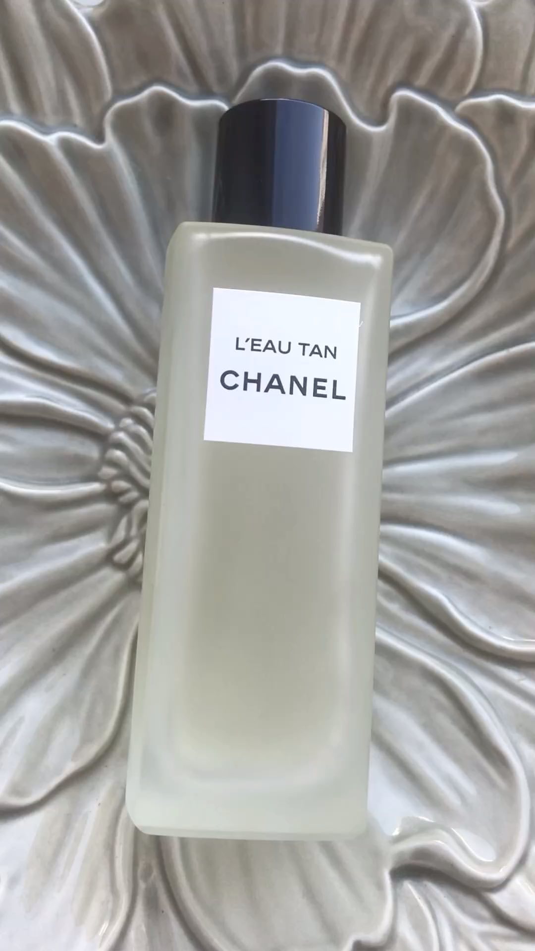 cosvitalista в LOOKY. #sotd,#chanelbeauty,#chanelparfum,#leautanchanel,#perfumelovers. 🤍L’eau Tan Chanel r...