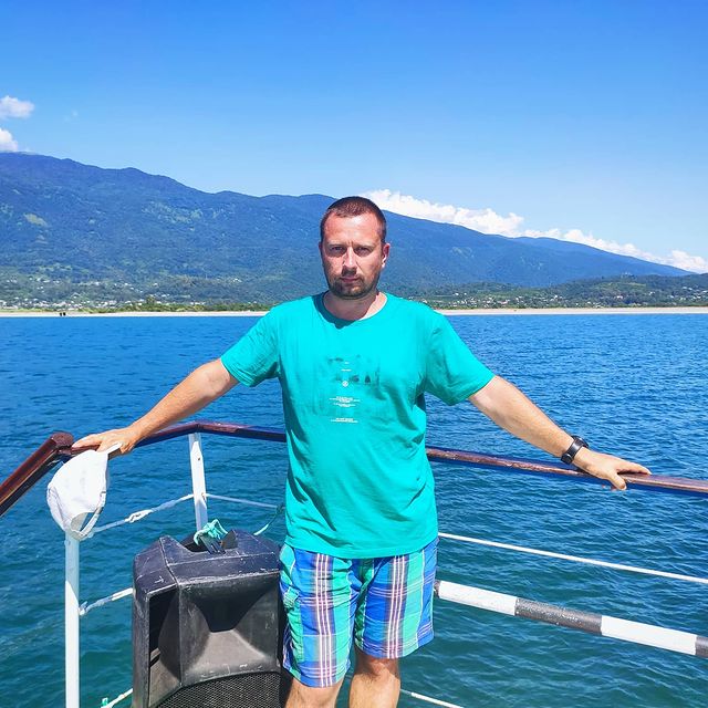boguta_andrei в LOOKY. . На теплоходе музыка ...