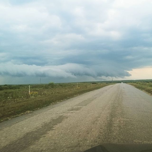 ksushka_semina в LOOKY. . А у нас небо падает�...