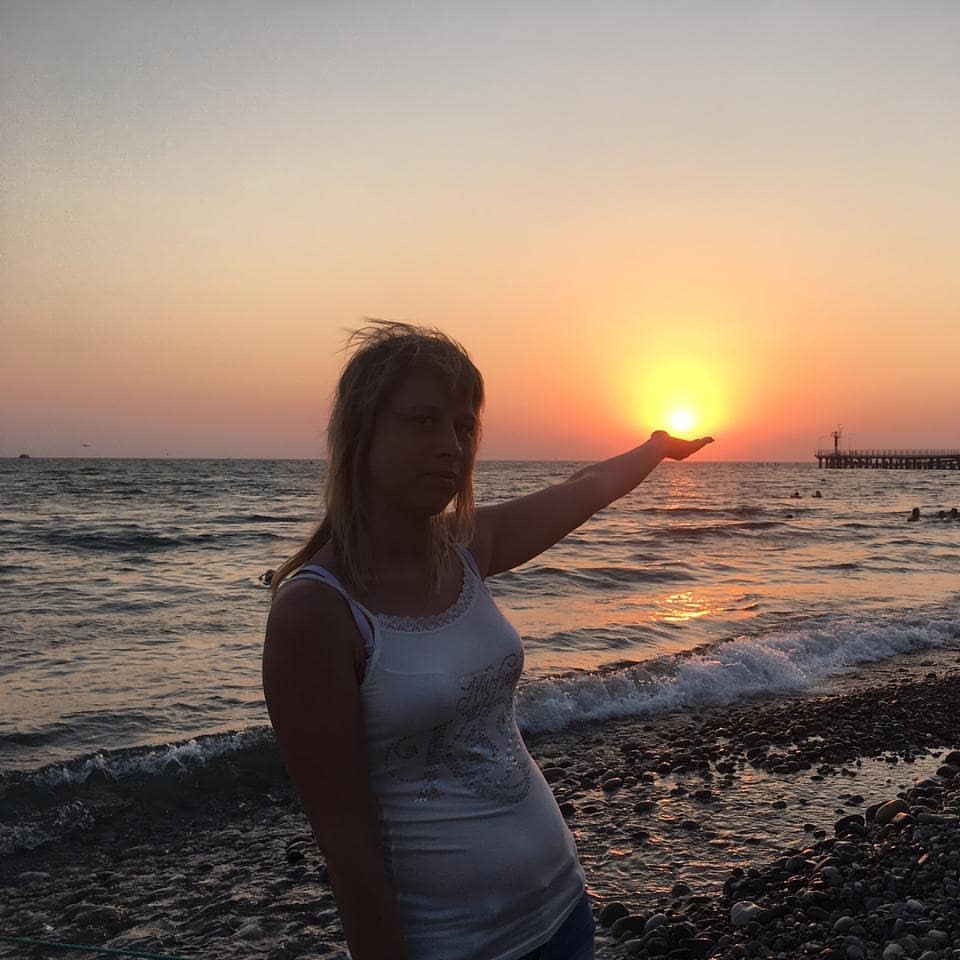 elenka239012 in LOOKY. #лазаревское,#закатнаморе. Закат на берегу. Кра...