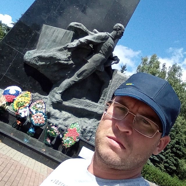 vitaliadukhanin в LOOKY. . null