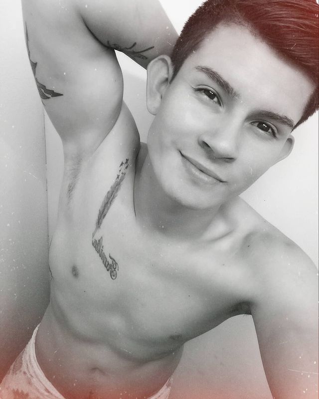 adriian_rondon в LOOKY. #gay,#gayguy,#gayfit,#gayman,#gaylife,#gaypride,#gaymadrid,#gayespaña,#gaychile🇨🇱,#barranquillagay,#chapinerogay,#gaybrasil,#gayfollow,#follow,#love,#photogay,#boystyle,#boy,#boys,#boysloveboys,#fotografia,#photography,#modelo,#modelboy,#modeling. -Siempre me hago el ...