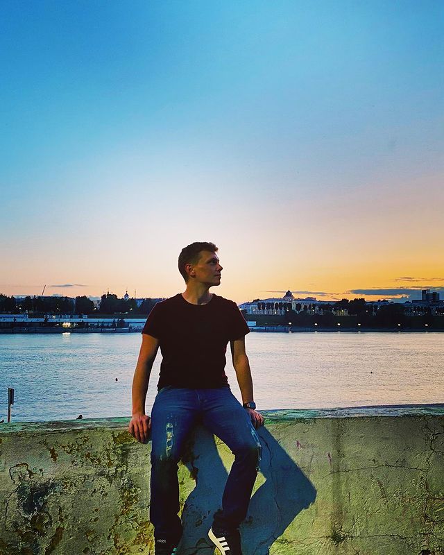 n0vex в LOOKY. #night,#nightadventures,#прогулка,#ночь,#🌃,#приключение,#adventure,#yaroslavl. #night #nightadventu...