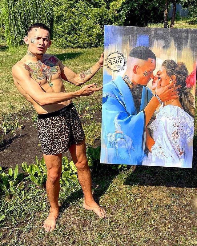 portret58 в LOOKY. #моргенштерн,#morgenshtern,#даритеэмоции,#milliondollarlisting,#holst,#masło. 👑 Теперь и у @morge...