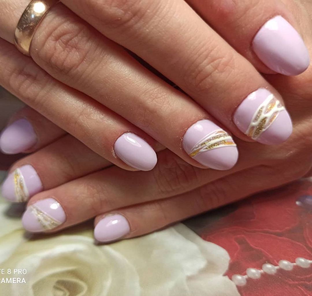 nadins_nail