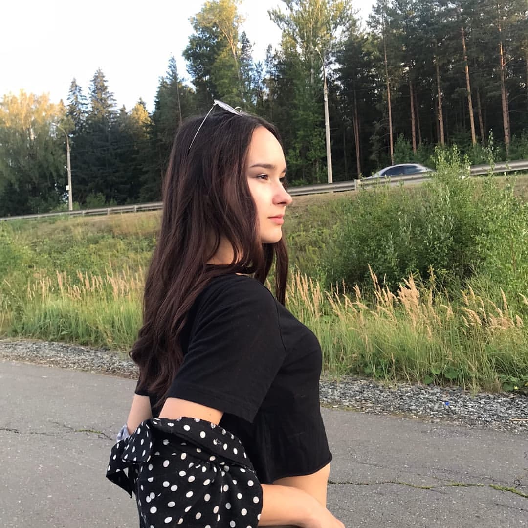 love_kissner_118 in LOOKY. . Люди охотно ведут де...