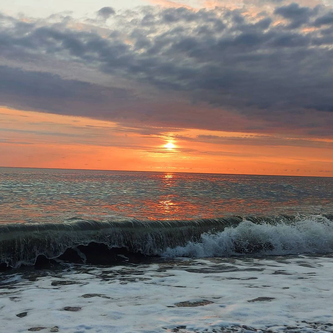 maryana_sochi_ в LOOKY — Долгое время при виде моря в моей голове играли одни и те же