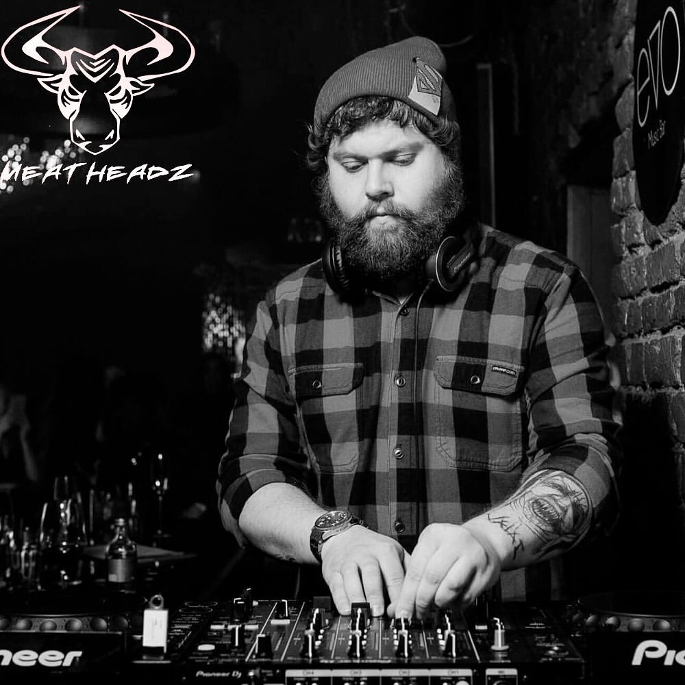 neurodes_music в LOOKY. #meatheadz. 🔥🔥🔥
Вот мы и подо...