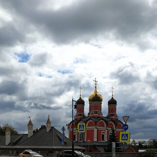 elenas0703 в LOOKY. #москва,#moscow,#ilovemoscow,#sky,#небо. Такое разное, но так...