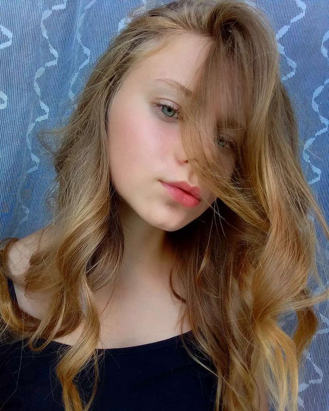 anastasya.gruk в LOOKY. #love,#instagood,#me,#tbt,#cute,#follow,#followme,#photooftheday,#happy,#beautiful,#selfie,#picoftheday,#like4like,#instagramanet,#instatag,#smile,#friends,#fun,#fashion,#summer,#instadaily,#igers,#instalike,#swag,#amazing,#tflers,#follow4follow,#likeforlike,#bestoftheday,#l4l. 😍😍😍
•
•
•
•
•
•
#...