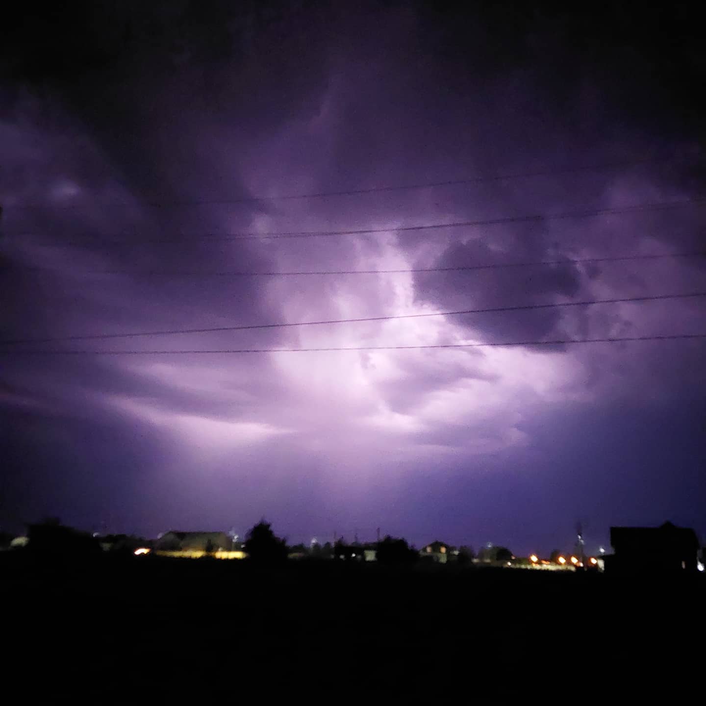 olgaserbul6323 в LOOKY. . Зарево...⛈⚡⛈