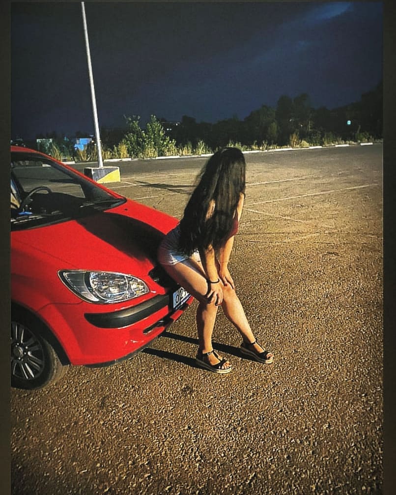 kari___karimova в LOOKY — Живу так, как будто вот вот появится мужик, который оплатит 