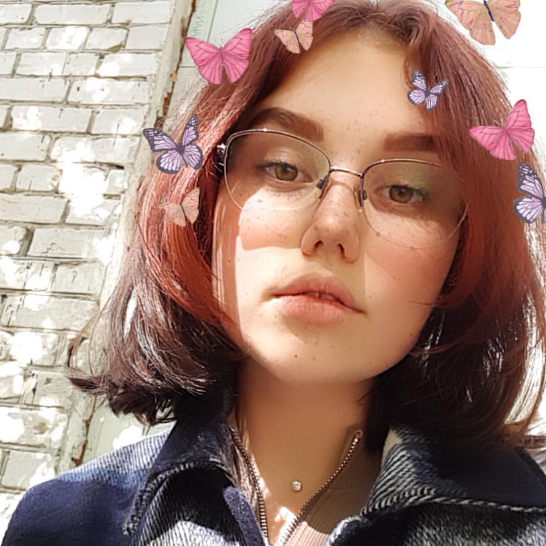 arinaaa_gamer in LOOKY. . 🌷🦋