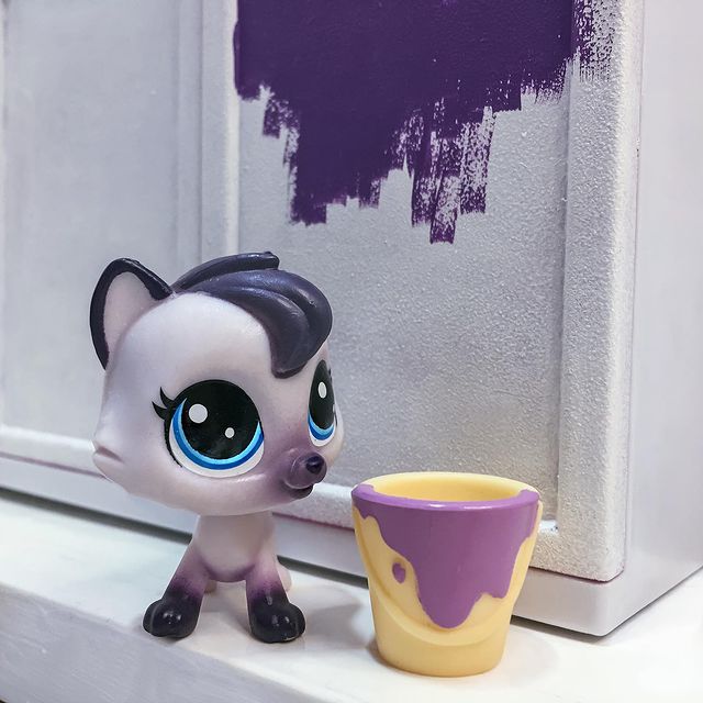 lisizzahut в LOOKY. #красимстены,#куклохобби,#литлестпетшоп,#фиолетовый,#dollhobby,#dollhouse,#dollkitchen,#violetmood,#littlestpetshop,#mylittlepony,#toyhobby,#paintinghouse,#barbiehouse,#adultdollcollector,#mycollection,#miniworld. Привет, котики! Я от...