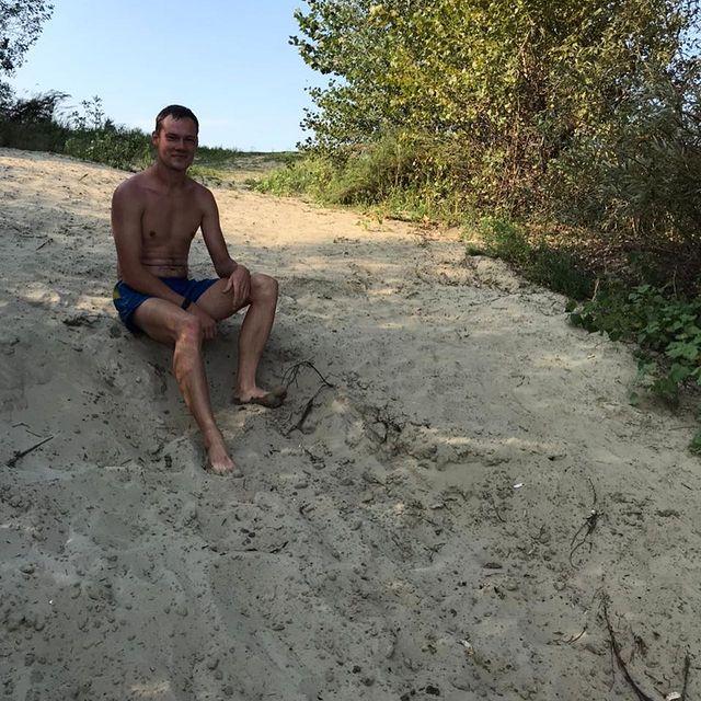 anton_rozhin94 в LOOKY. . null