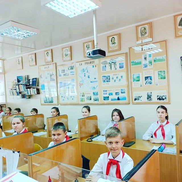 ksunchik_1709 в LOOKY. . 1 сентября!