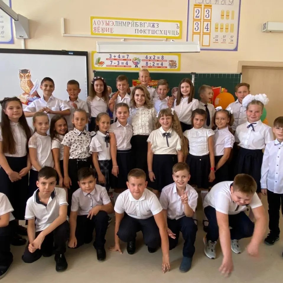antiushinao в LOOKY — С днем знаний всех поздравляем. Нашим детям хороших оценок, 