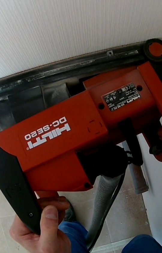 novostroy_electro в LOOKY. #HILTIDCSE20#hiltitools#Wallchaser#штроборез#штроблениестен#электромонтажныеработы#ГКСАМОЛЕТ#ЛЮБЕРЦЫ. Горизонтальное штроб...